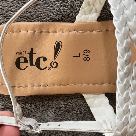 Sandals - Picture 3 of 3